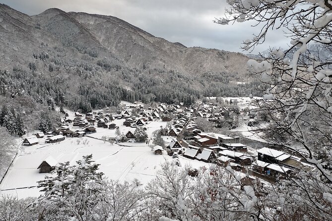 Gokayama and Shirakawago/Photoshoot by professional photographer - What the $221.27 price really covers