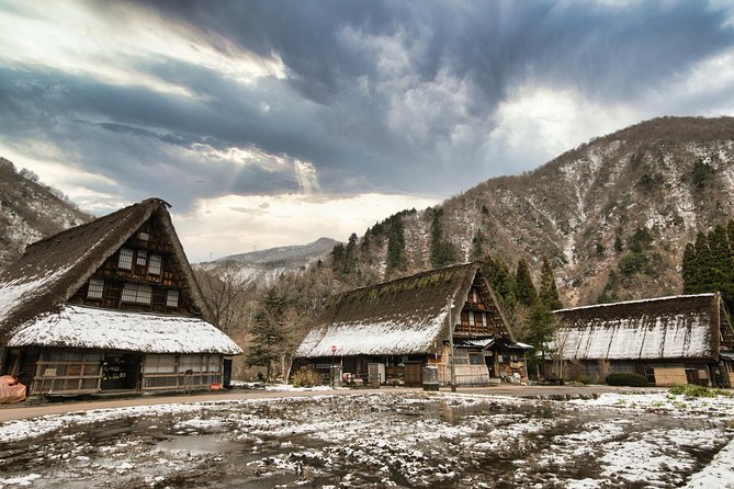 Gokayama and Shirakawago/Photoshoot by professional photographer - Leaving Kanazawa at 8:30