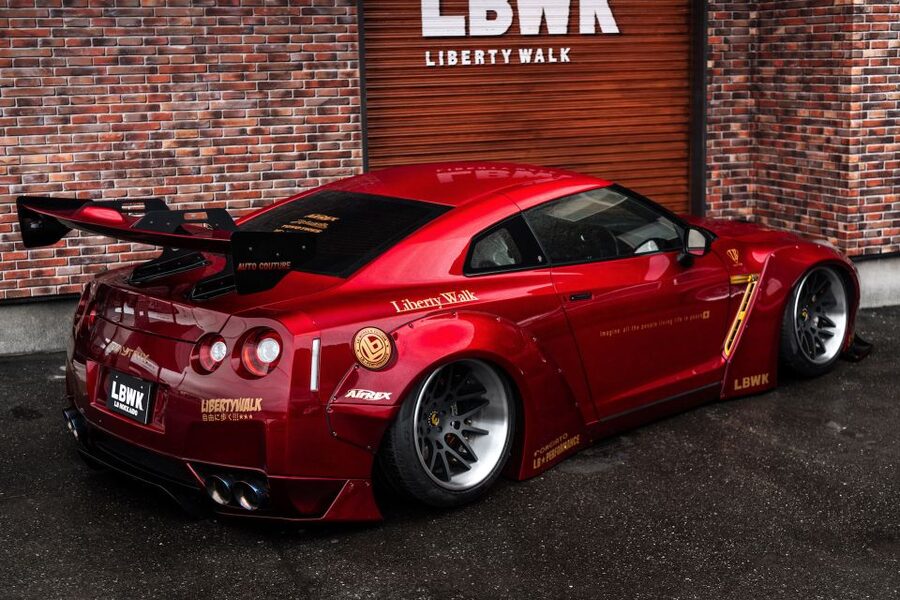 GT-R35 800hp Club Membership - secret underground car meet - What the $205 membership fee really buys