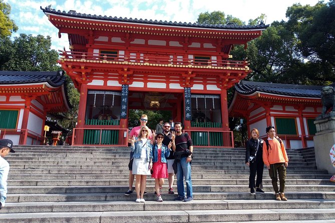 Guided Gion Tour: Explore Kyoto’s Historic Geisha District - Chion-in’s massive gate