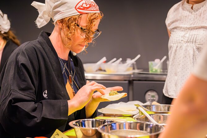 Gyoza Cooking Class in Kyoto: Traditional Japanese Dumplings - Choosing a filling and learning the dumpling story