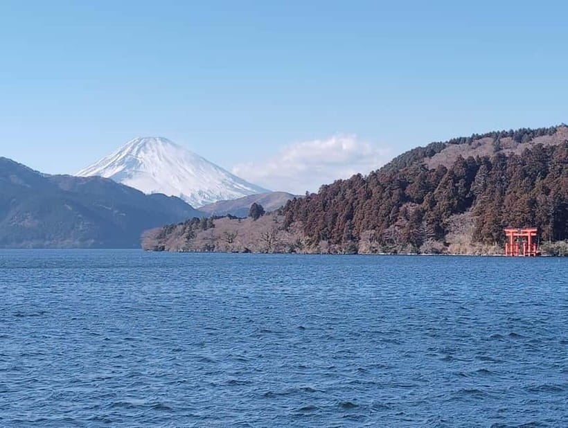 Hakone Adventure: Explore Nature’s Beauty and Tranquility - Hakone Shrine and the old Tokaido route