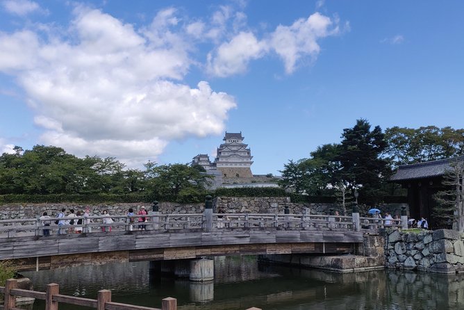 Half-day Himeji Castle Town Bike Tour with Lunch - Tamatsubaki and the old shopping street