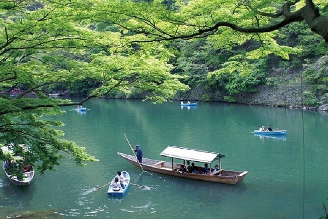 Half Day Kyoto Sagano Bamboo Grove & Arashiyama Walking Tour - What the guide adds to the price