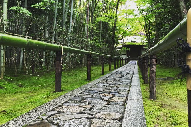 Hidden Kyoto E-Biking tour - Timing, meeting point, and group size