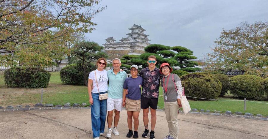 Himeji: Himeji Castle Guided Tour – UNESCO Heritage - Key details that shape the day