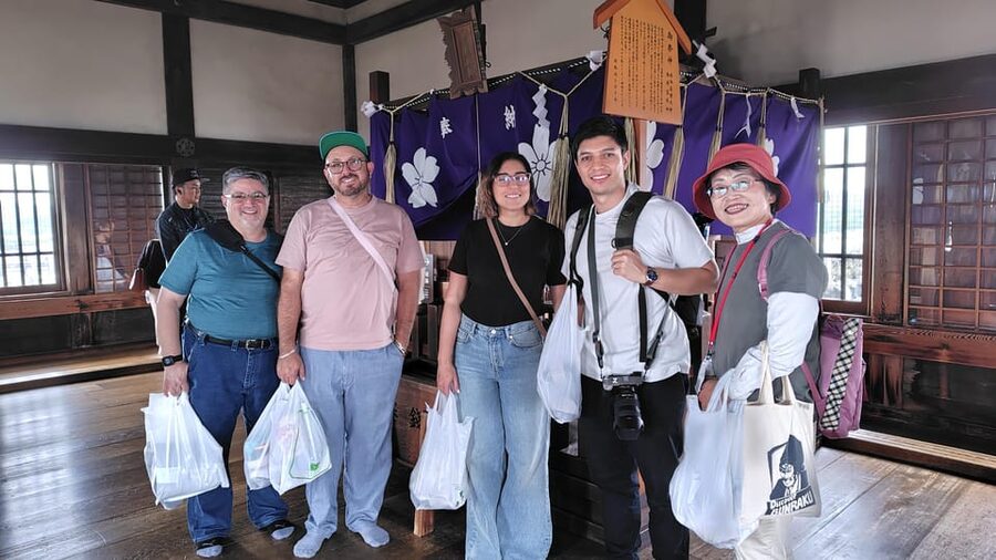 Himeji: Himeji Castle Guided Tour – UNESCO Heritage - Kokoen Garden: a quieter hour beside the castle
