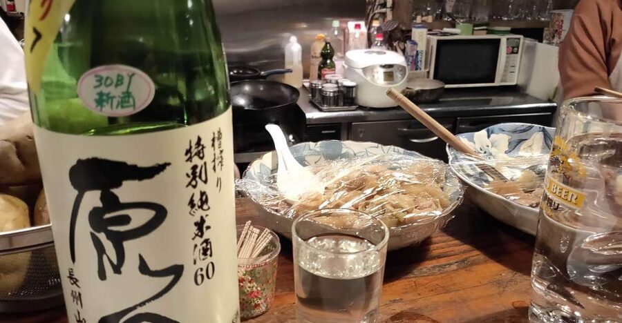 Hiroshima: Food and Culture Guided Walking Tour with Dinner - Hondori Shopping Street sets the evening in motion