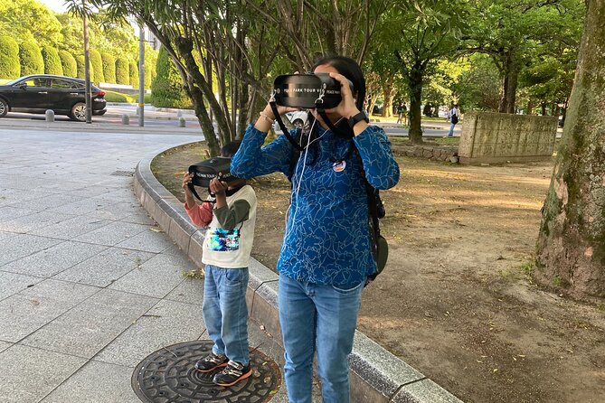 Hiroshima/Guided Virtual Tour of Peace Park/PEACE PARK TOUR VR - Motoyasu Bridge and the road toward recovery