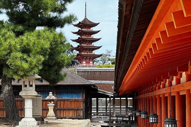 Hiroshima & Miyajima All-Inclusive Tour w/Licensed guide Pancho - Public transport is part of the experience