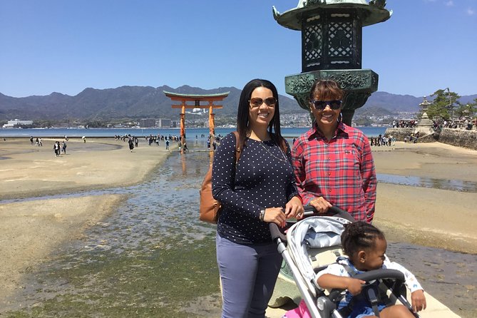 Hiroshima / Miyajima Full-day Private Tour with Government Licensed Guide - What the guides add to the experience