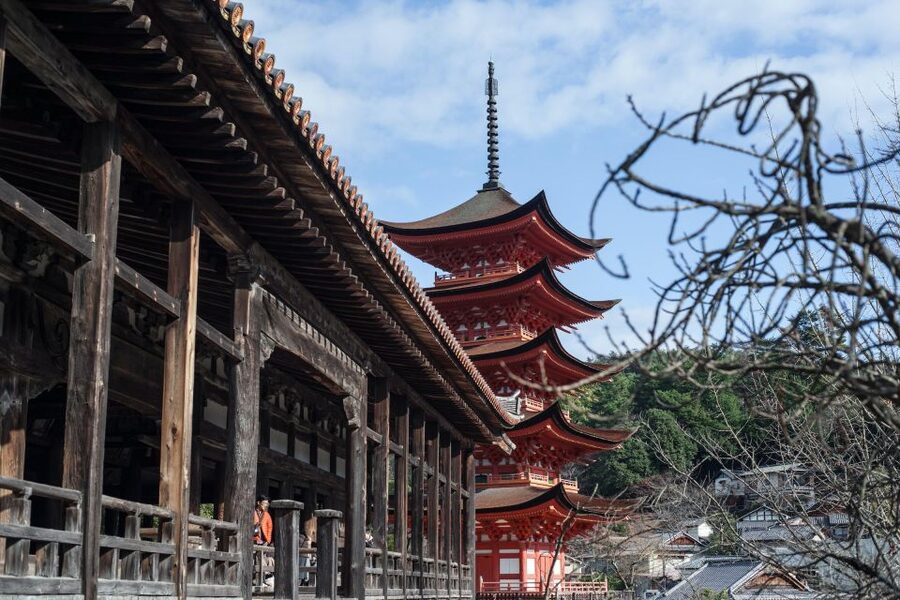 Hiroshima: Miyajima Peace Memorial Icons of Peace and Beauty - Senjokaku Pavilion and Miyajima’s upper paths