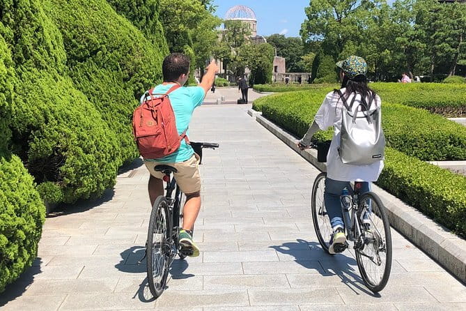 Hiroshima & Miyajima: Private Full-Day Tour with a Local Guide - Miyajima’s food and island streets