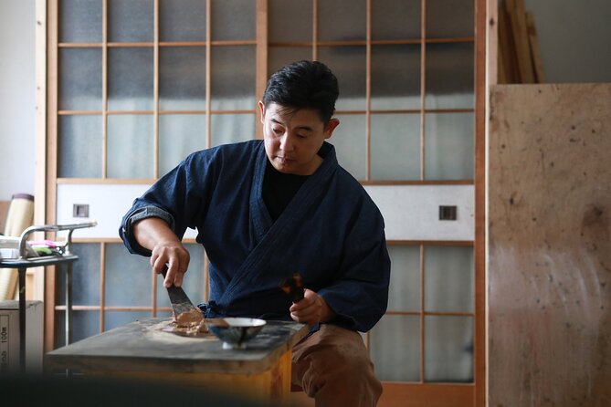 Hiroshima:Private lacquer workshop experience tour(gift included) - Key points at a glance