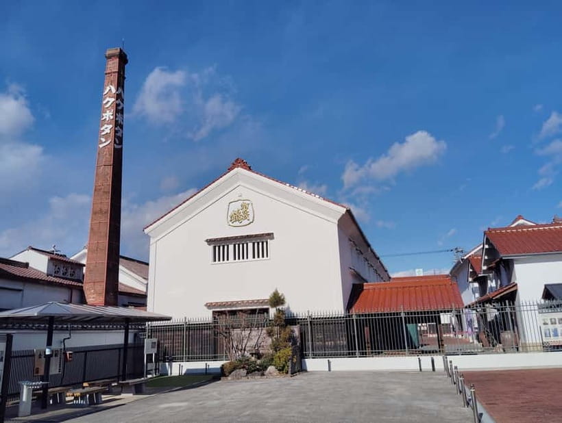 Hiroshima: Saijo Sake Tasting at 7 Breweries Guided Tour - Booking flexibility and timing