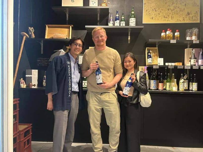 Historic Kanda Sake Tasting at Tokyo’s Oldest Shop (1596) - The final shop visit and buying sake