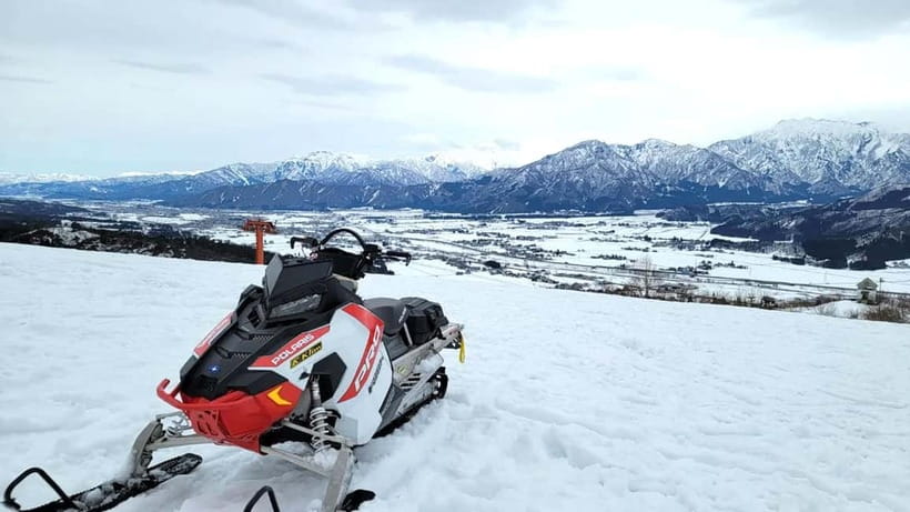 Hokkaido Seasonal: Lake Toya & Noboribetsu Jigokudani Valley - The guide can shape the whole day