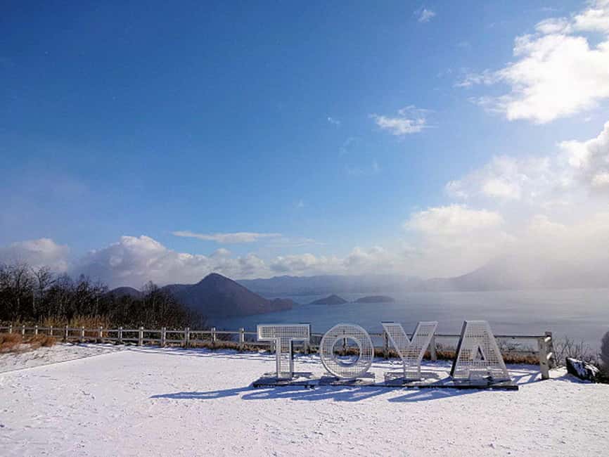 Hokkaido Tour:Sapporo to Noboribetsu, Lake Toya,Ice Festival - Toyako Onsen, Hand Baths, and a Short Lake Break