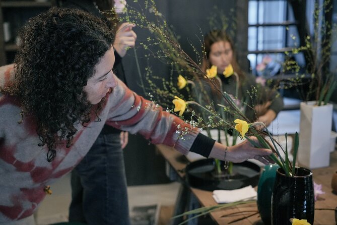 Ikebana Traditional Japanese Art of Flower Arranging - Who will enjoy this activity most?