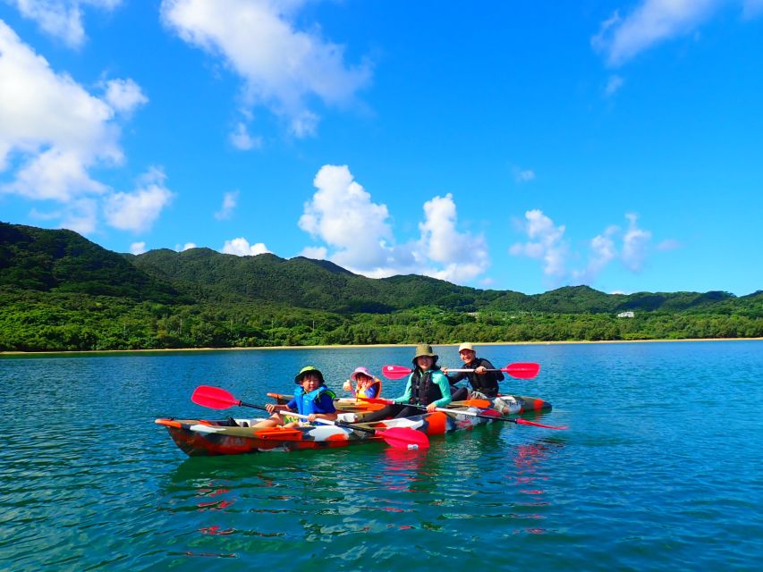 Ishigaki Island: SUP or Kayaking experience at Kabira Bay - The first 15 minutes: getting ready on land