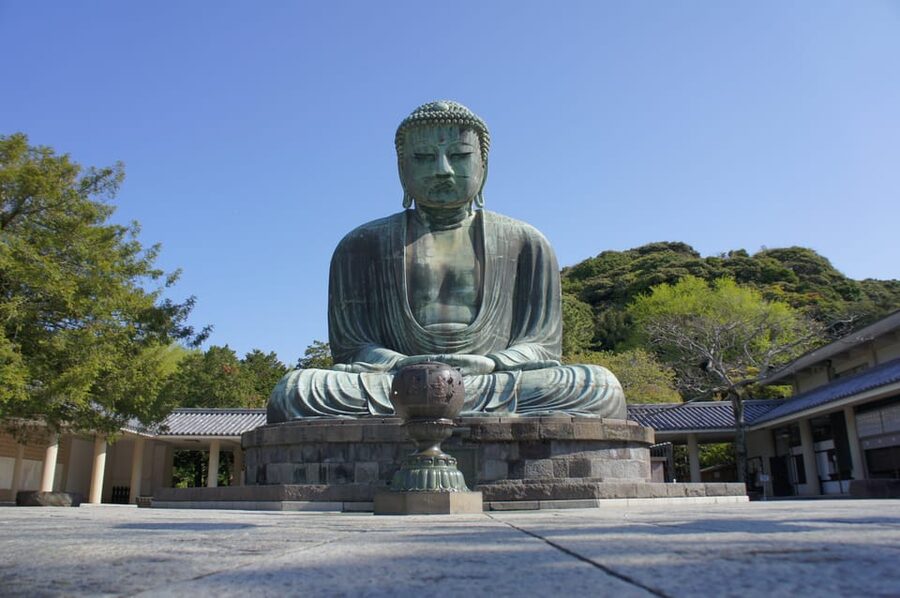 Kamakura Temples Private Guided Tour from Tokyo - Hotel pickup means walking to the station