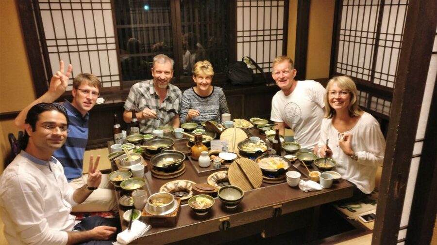 Kanazawa Night Tour With Full Course Meal - Why the small group changes the evening