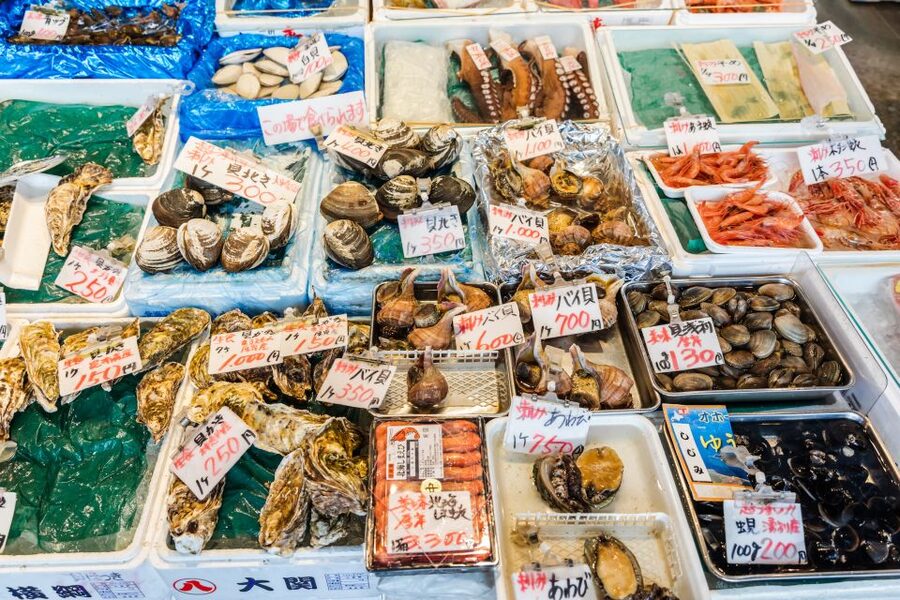 Kanazawa: Private Food Tasting Walking Tour - Six tastings, but not a fixed six-course meal