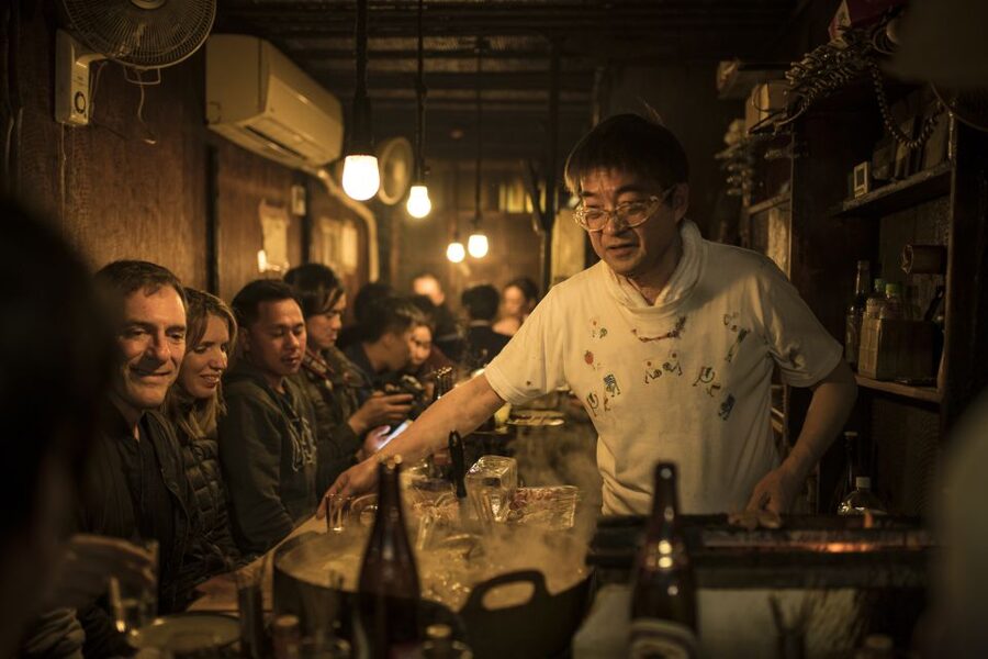 Kanazawa: Private Food Tasting Walking Tour - Omicho Market: seafood, snacks, and timing