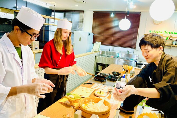 Kanazawa: Sushi & Japanese Cooking Class at a Historic School - Key Points Before You Book