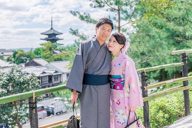 Kimono and Yukata Experience in Kyoto - Choosing a Kimono in Gion