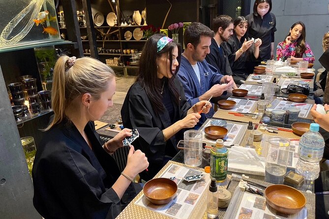 Kintsugi Experience: Art of Golden Joinery in Tokyo - How the one-hour timing affects the experience