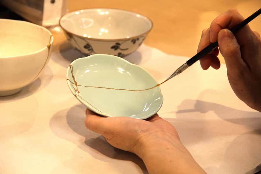 Kintsugi Experience with Arita Ware in Tokyo (English Guide) - Inside Nihonbashi Mutoh, a century-old craft shop
