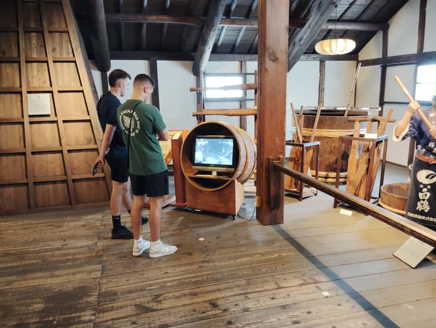 Kobe: 3-Hour Sake Breweries Tour with Special Tasting - Why Nada Gogo is the right place to learn about sake