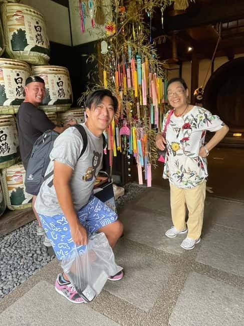 Kobe: Guided Sake Breweries Tour with Tastings - Kobe Shushinkan and the Fukuju tradition