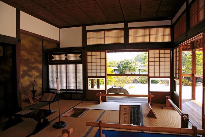 Kumamoto Full-Day Private Tour with Government-Licensed Guide - Shimotori Shotengai: Kumamoto’s everyday city life