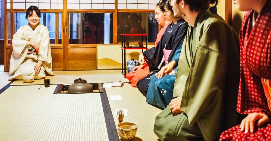 Kyoto: 45-Minute Tea Ceremony Lesson Experience - Arriving beside Kinkakuji