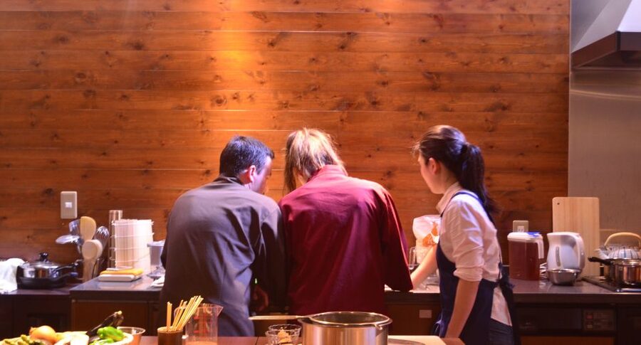 Kyoto: Afternoon Japanese Izakaya Cooking Class - Arriving at Cooking Sun in Funayacho