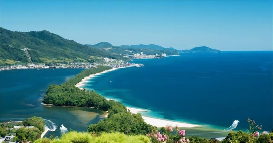 Kyoto: Amanohashidate Ine Funaya Tour - Guides, language, and the human factor