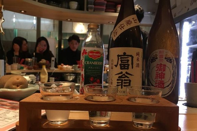 Kyoto Bar Hopping Night Tour - Pontocho and Kiyamachi after dark