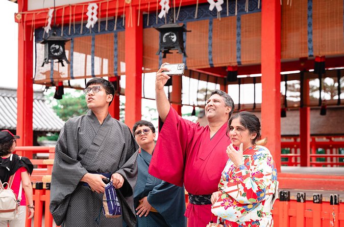 Kyoto Custom Private Car Tour with Local Guide - What the local guide adds, and where to be careful
