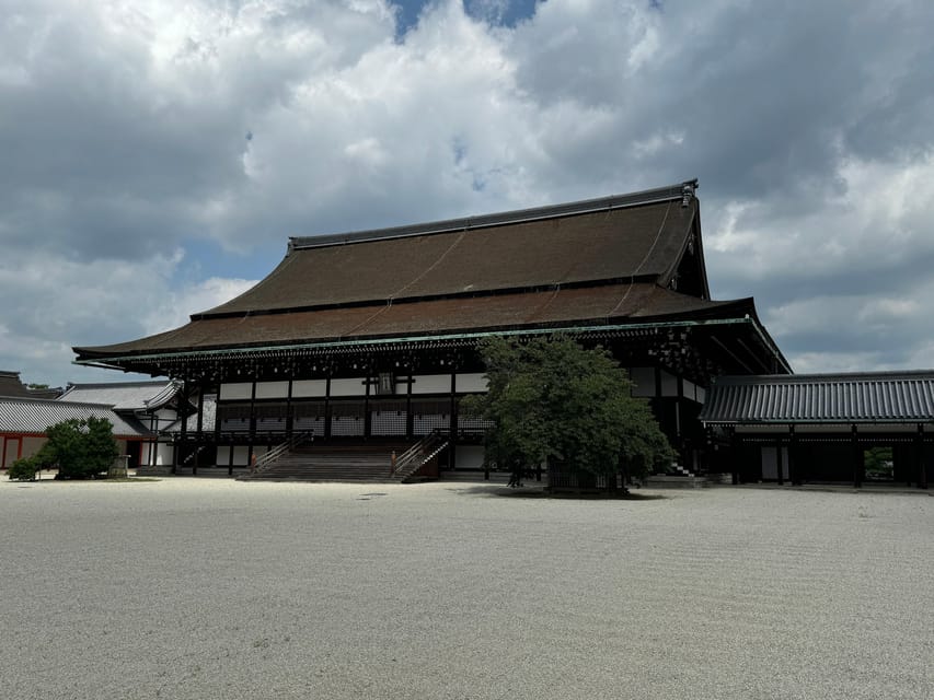 Kyoto: Discover Every Bit of Kyoto Imperial Palace - Guide Quality Is the Main Variable