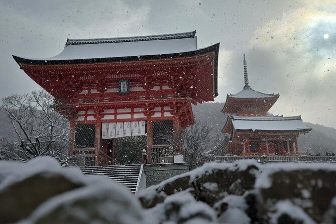 Kyoto Early Bird English Tour: Fushimi Inari & Gion(Private opt) - The guide can shape the whole morning
