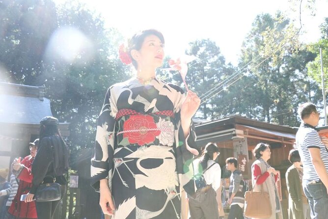 Kyoto:Family-Friendly Kimono & Yukata Experience at WARGO - What the outfit changes about your sightseeing day