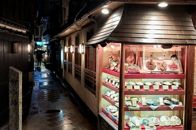 Kyoto Food Tour of 10 Tastings with Wagyu, Mochi & More Surprises - From Nishiki to Pontocho and the Kamo River