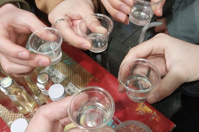 Kyoto Food Tour of 10 Tastings with Wagyu, Mochi & More Surprises - Matcha and tea at the final stop