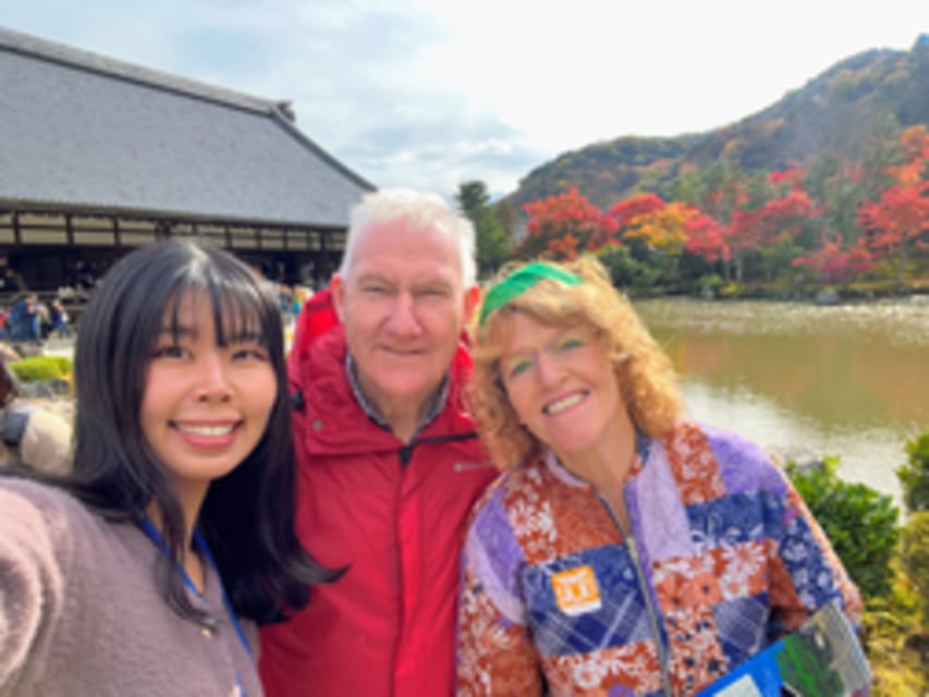 Kyoto: Fushimi Inari, Kinkakuji, Bamboo Grove 1 Day Bus Tour - Fushimi Inari ends with Kyoto’s most memorable walk