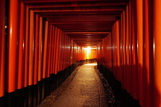 Kyoto Fushimi-Inari Night Walking Tour - Should you book the Fushimi Inari night tour?