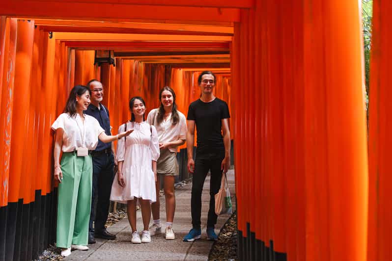 Kyoto: Fushimi Inari Taisha Shrine Walking Tour with Guide - Riding the train with a Kyoto-certified guide