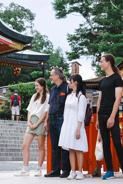 Kyoto: Fushimi Inari Taisha Shrine Walking Tour with Guide - Meeting at Kyoto Station without getting lost