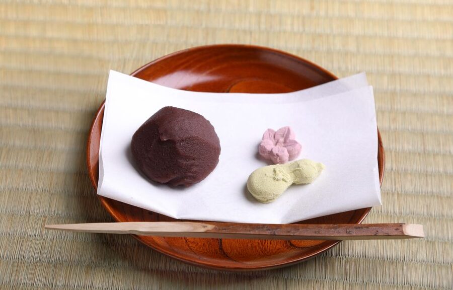 Kyoto Fushimiinari:Wagashi Making & Small Group Tea Ceremony - Key points at a glance